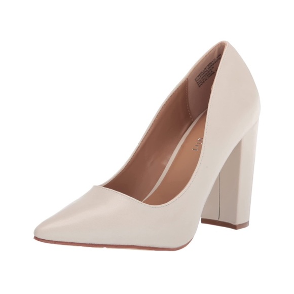 Madden Girl Women's Symbol Pumps - Picture 2 of 8